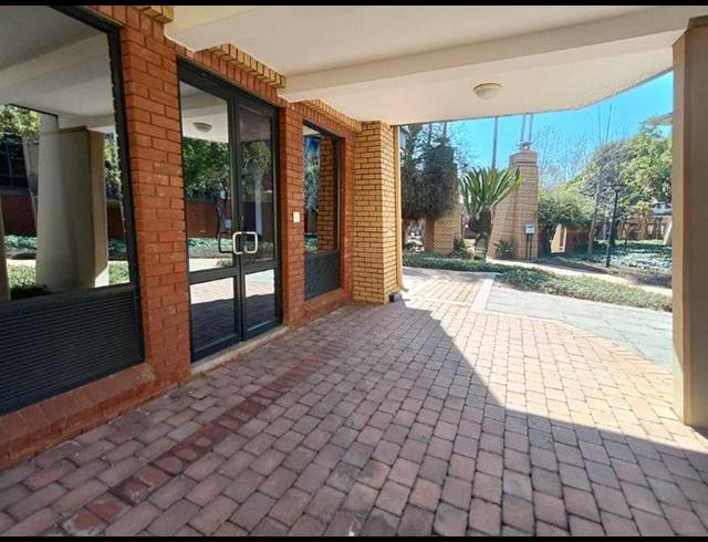 BUSINESS PROPERTY TO RENT IN WELTEVREDEN PARK
